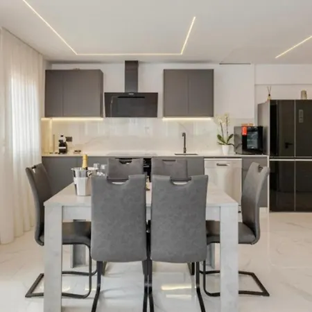 Azure Bliss شقة *