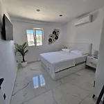 Azure Bliss Daire Costa Adeje